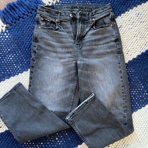 American Eagle 90s Boyfriend Jeans